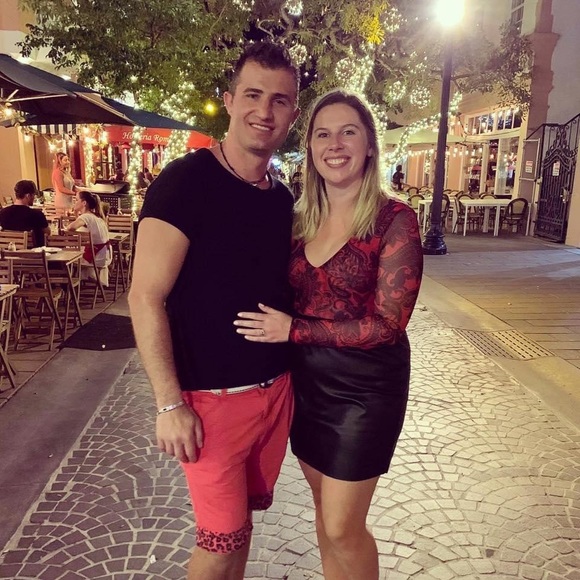 Meet Your Posher ๐ ๐ ๐ - Picture 3 of 9